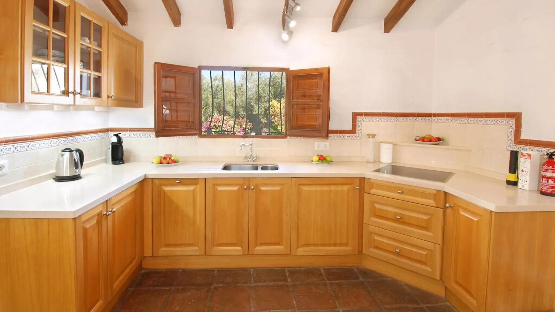 Holiday home Casa The Lofties Mit Pool In Andalusien Villa Comares Spain